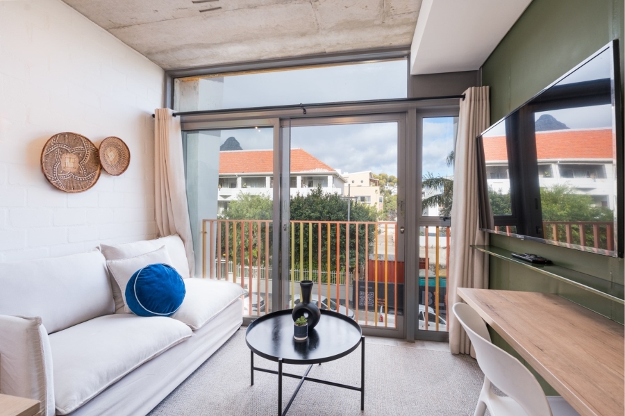 1 Bedroom Property for Sale in Sea Point Western Cape